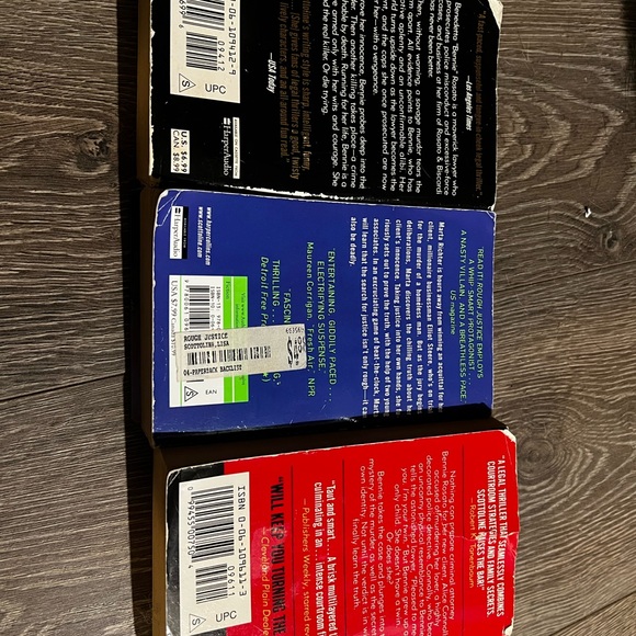 Lisa Scottoline Book Collection - Picture 2 of 2